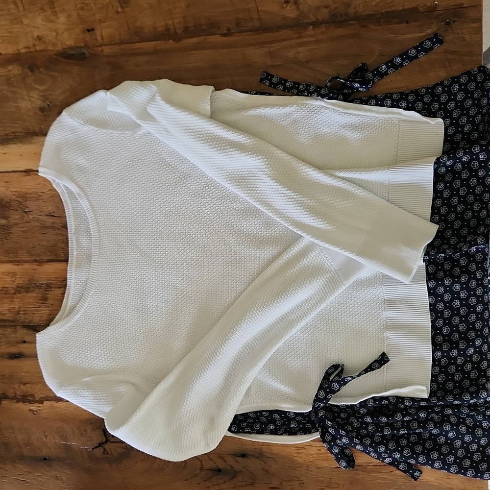 Long sleeve Loft shirt with side ties